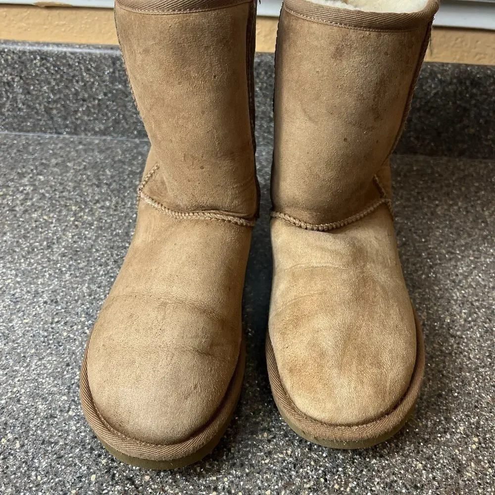 UGG Tan Suede Winter Boots Sheepskin Lining Womens Size 6 Pull On Comfort Casual